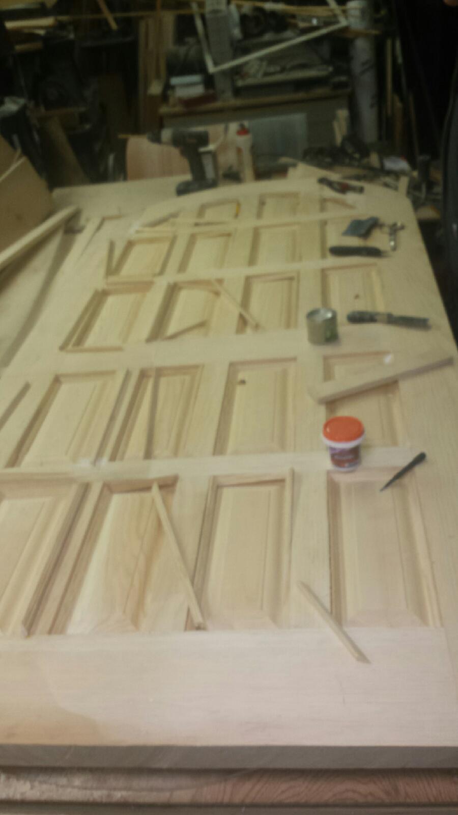 Handcrafting of the closet doors